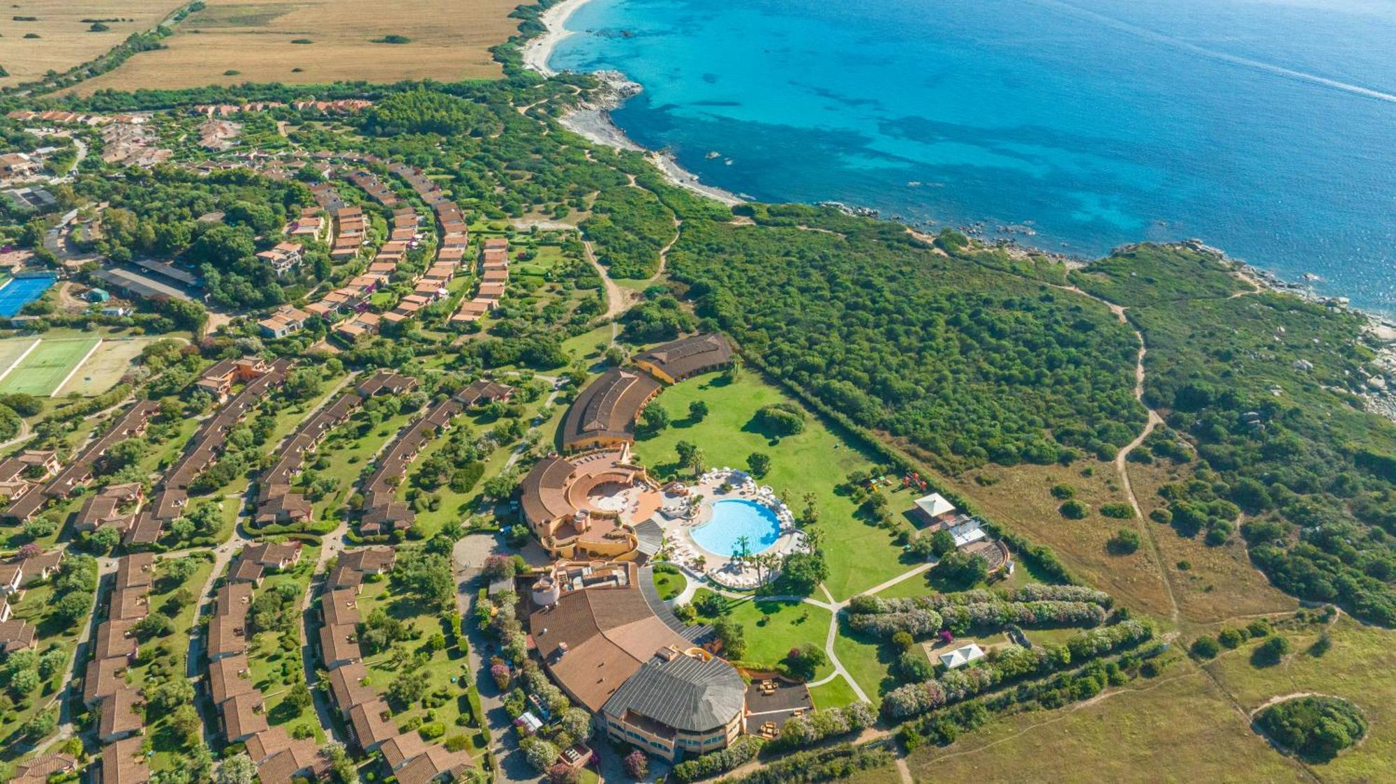 Sant'Elmo Beach Hotel Castiadas Eksteriør bilde